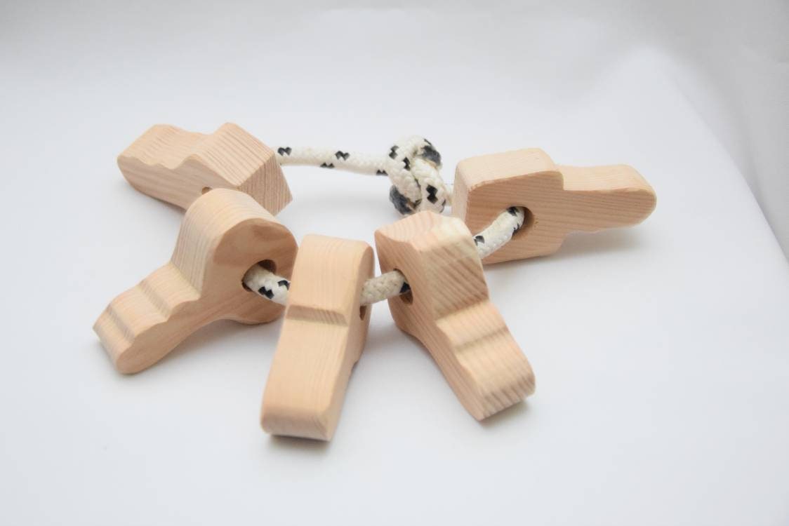 Wooden key toy - wooden keys - key toy - keys toy - wooden toy - toddler toy - christmas gift - first birthday gift - baby toy - montessori