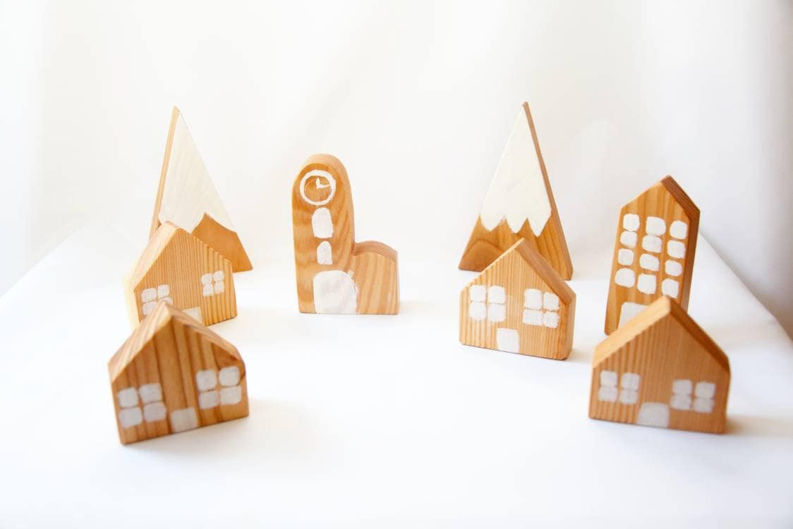 Wooden village, wooden houses, wooden mountains, wooden toy, wooden waldorf toys, open ended toy set, pretend play, imaginative play set