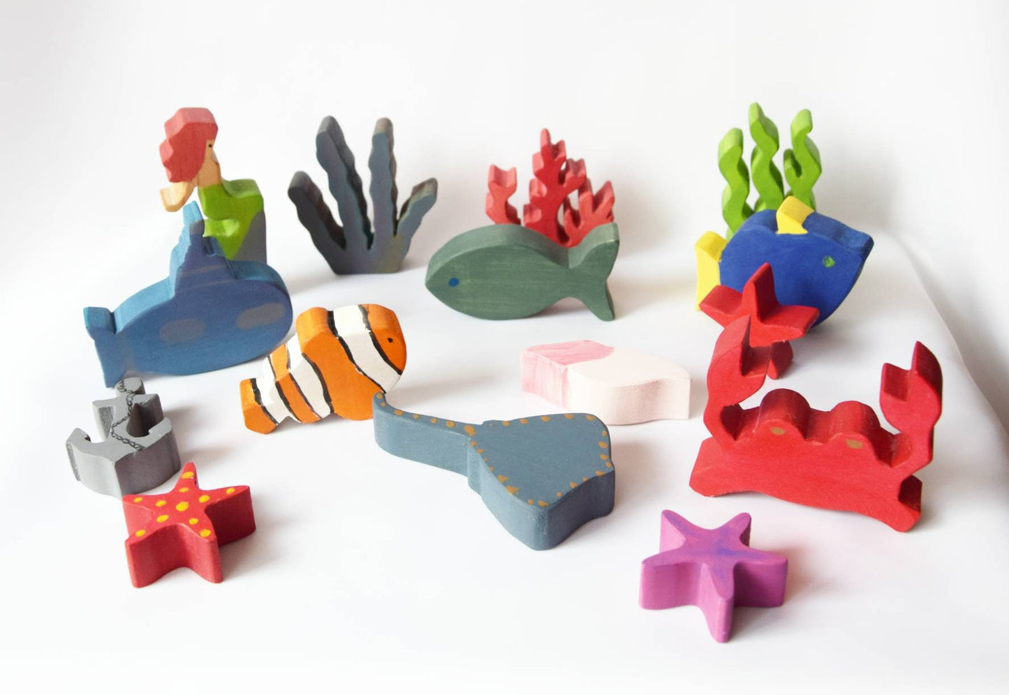Wooden sea world toy set, sea world creatures, fishes, wooden animals set, imaginative play, open ended waldorf toy set