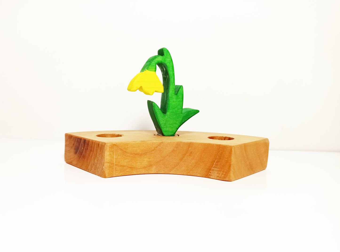 Yellow flower ring ornament, spring seasonal table, waldorf ring ornament, birthday celebration ring, spring decoration, advent spiral