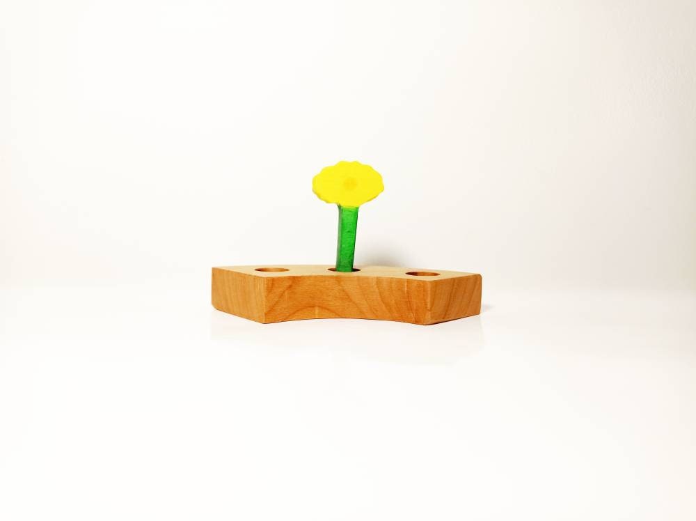 Yellow dandelion celebration ring ornament, birthday ring ornament decoration, waldorf inspired seasonal nature table decor, birthday decor