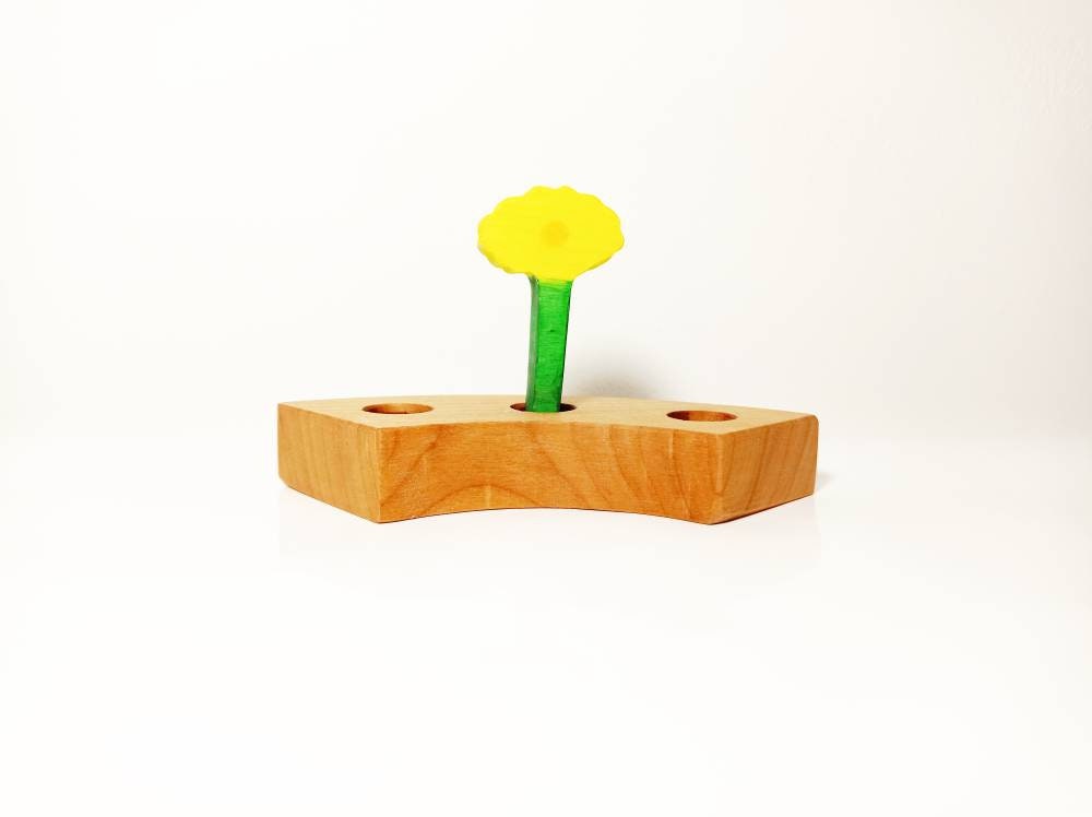 Yellow dandelion celebration ring ornament, birthday ring ornament decoration, waldorf inspired seasonal nature table decor, birthday decor