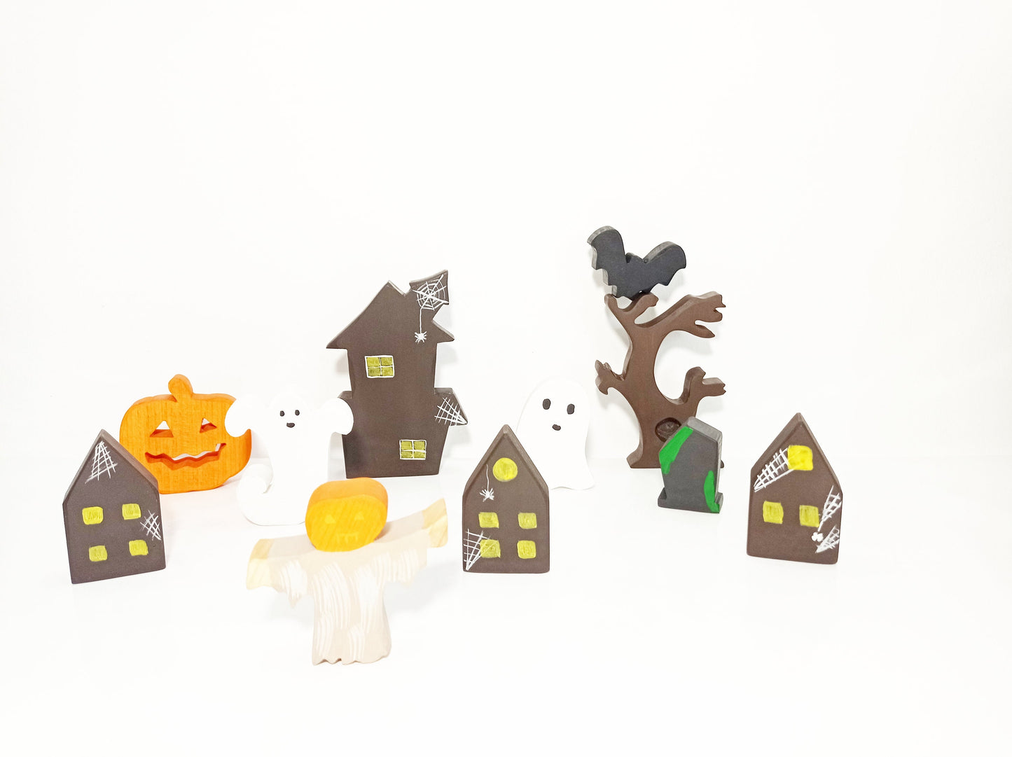 Halloween ghost haunted village toy set, waldorf inspired halloween wooden toys, haunted village toy set, wooden ghost house toy set