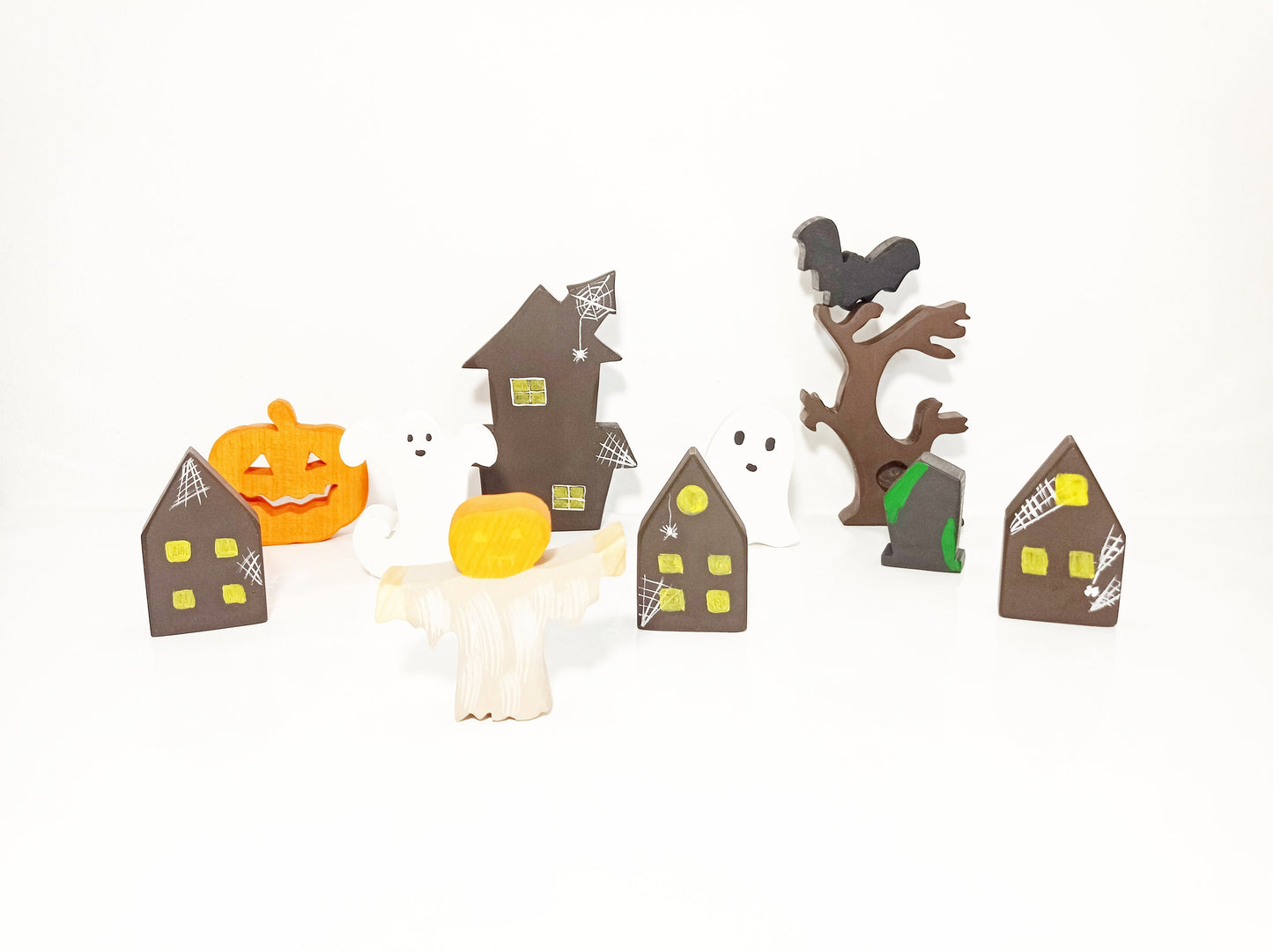 Halloween ghost haunted village toy set, waldorf inspired halloween wooden toys, haunted village toy set, wooden ghost house toy set