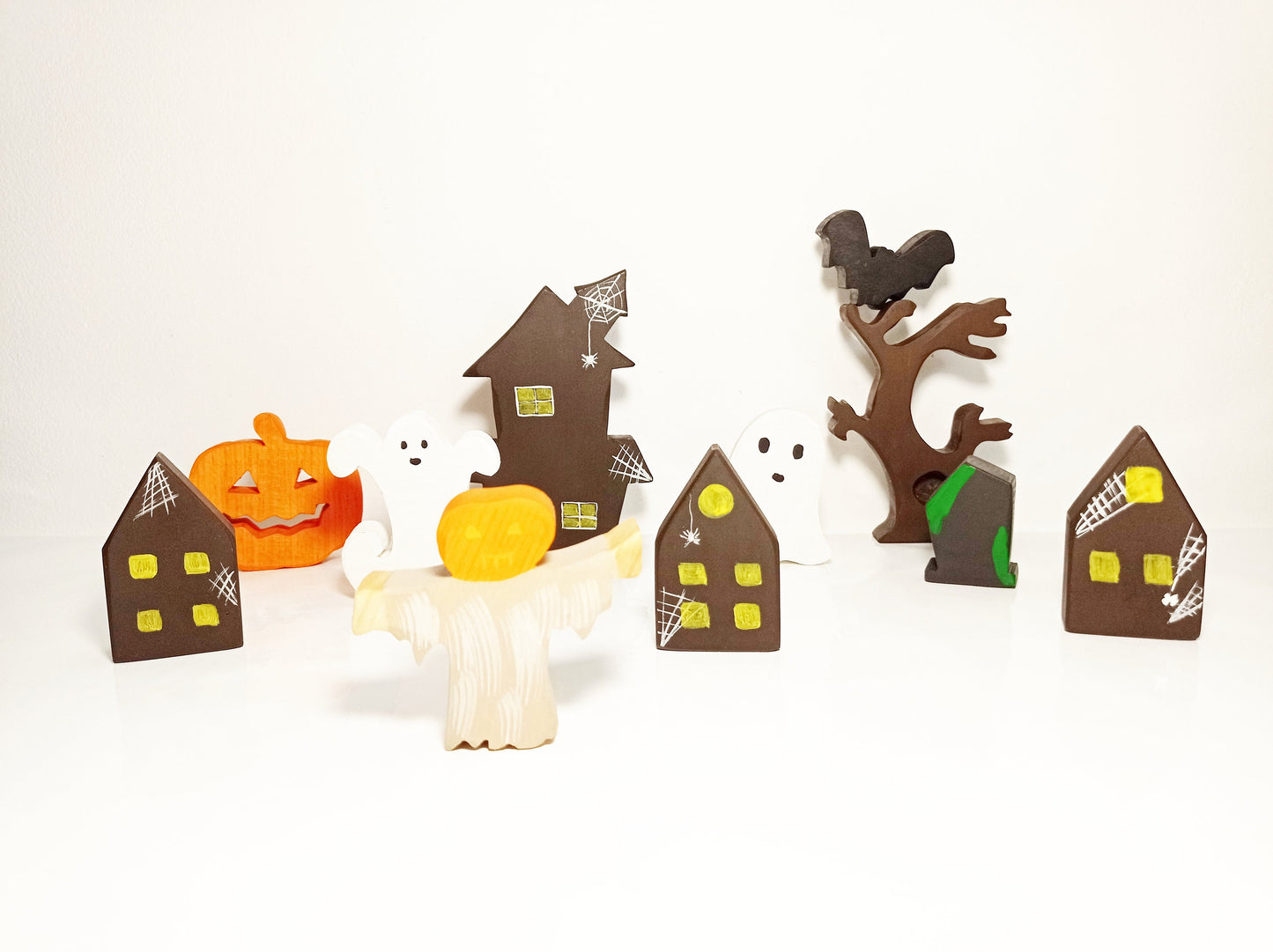 Halloween ghost haunted village toy set, waldorf inspired halloween wooden toys, haunted village toy set, wooden ghost house toy set