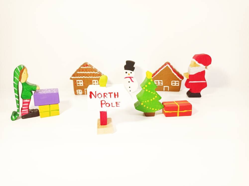 Santa village wooden toy set, santa wooden toy set, waldorf wooden toy set, waldorf santa, santa with gifts toy set, open ended play toy set