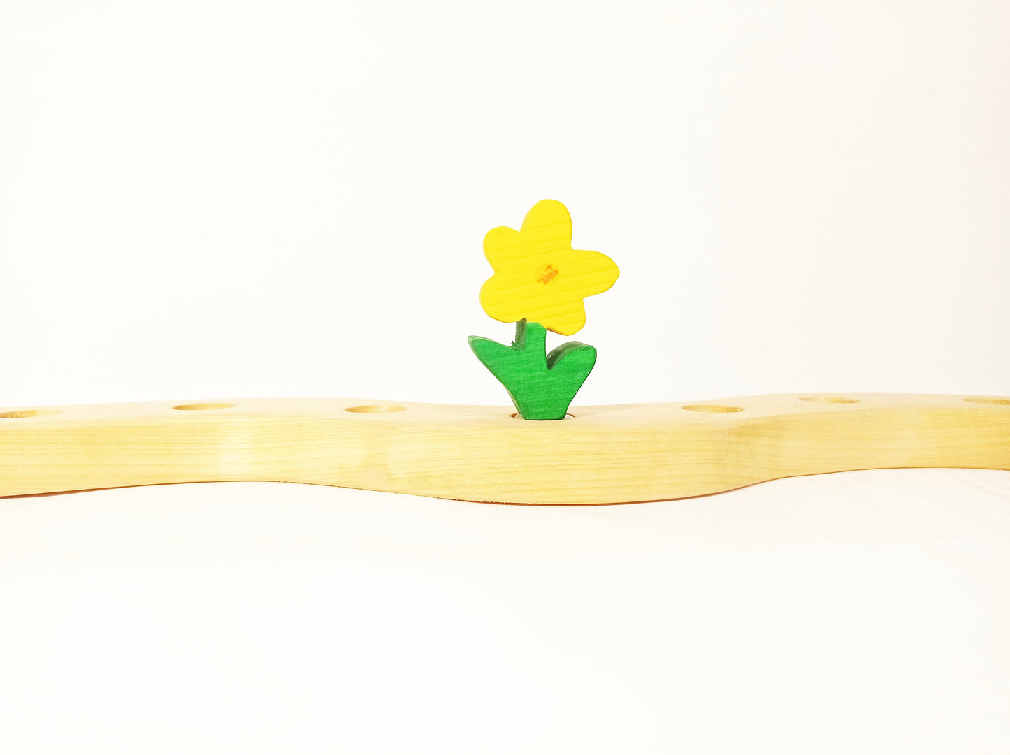Yellow spring flower celebration birthday ring ornament, waldorf inspired ornaments, seasonal table decoration, waldorf birthday, jaar ring