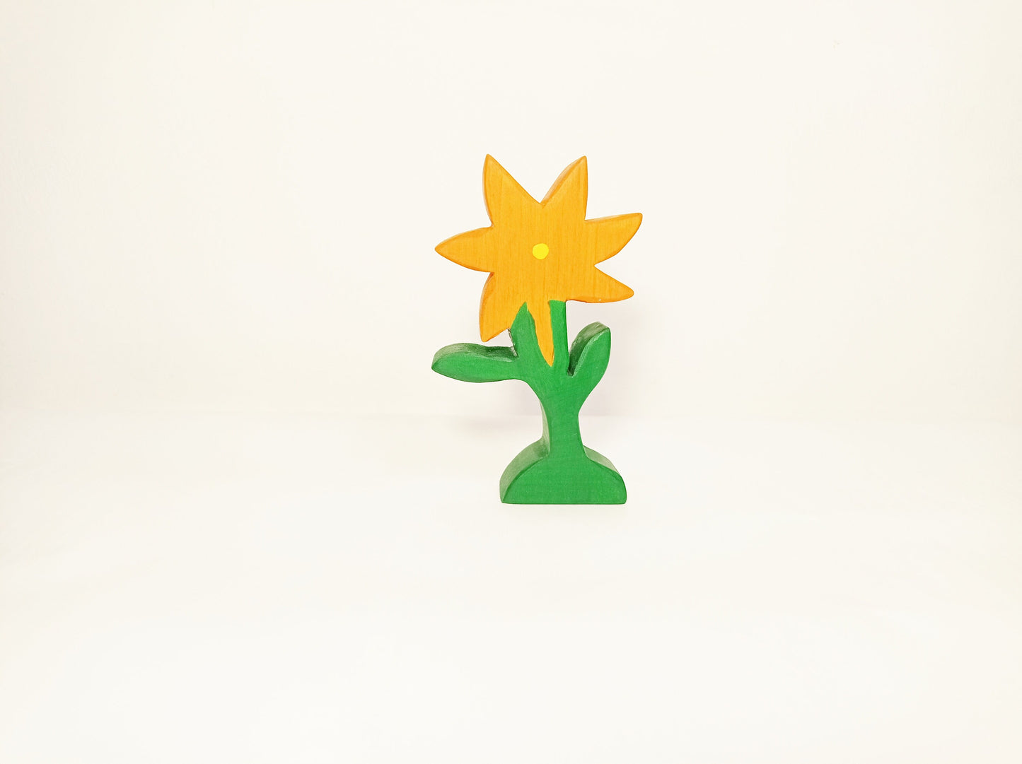 Orange flower wooden toy, waldorf toy flower, open ended toys, waldorf wooden toys, handmade wooden toys , seasonal nature table decor