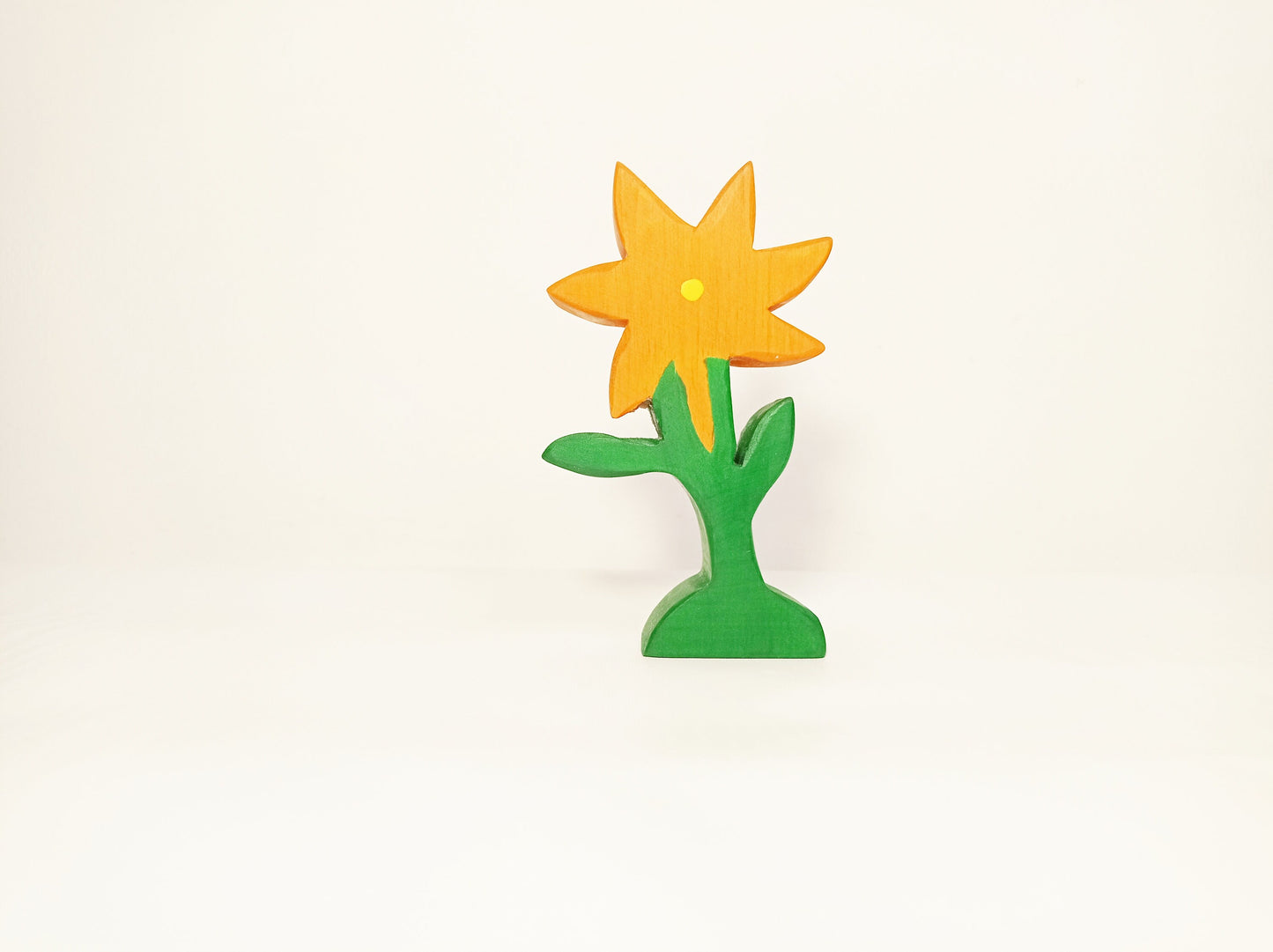 Orange flower wooden toy, waldorf toy flower, open ended toys, waldorf wooden toys, handmade wooden toys , seasonal nature table decor