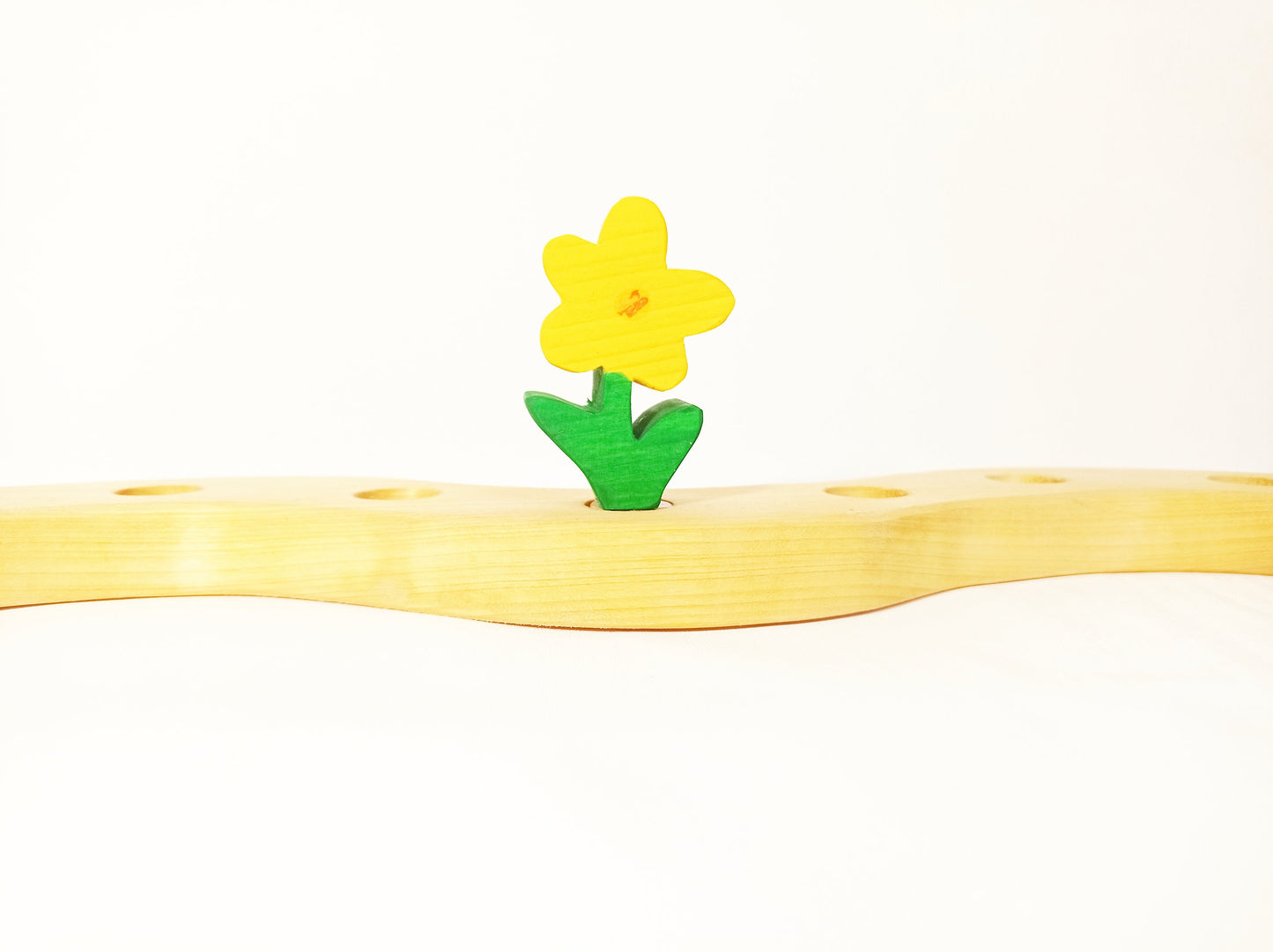 Yellow spring flower celebration birthday ring ornament, waldorf inspired ornaments, seasonal table decoration, waldorf birthday, jaar ring