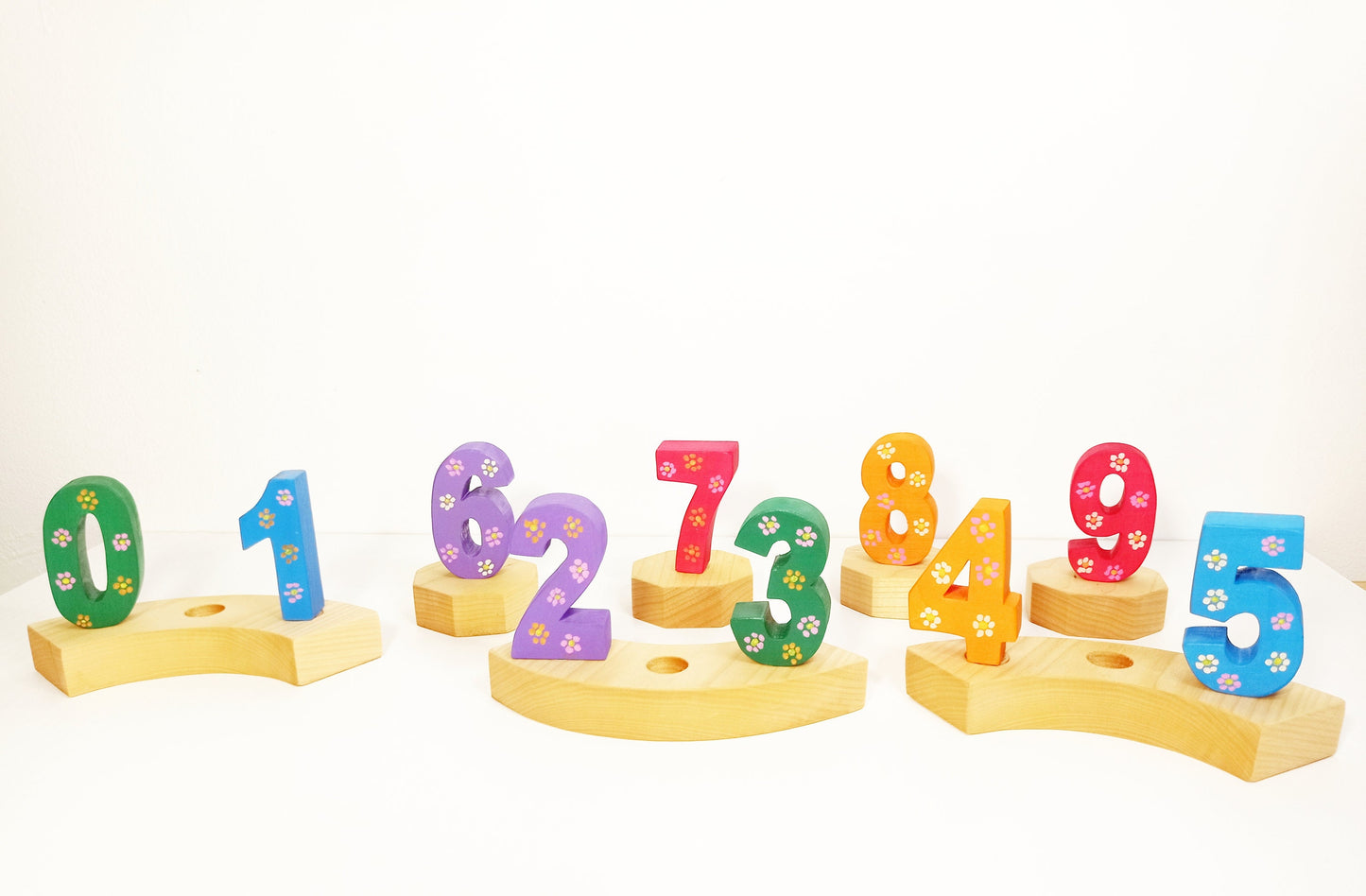 10 flower numbers birthday ring ornament set