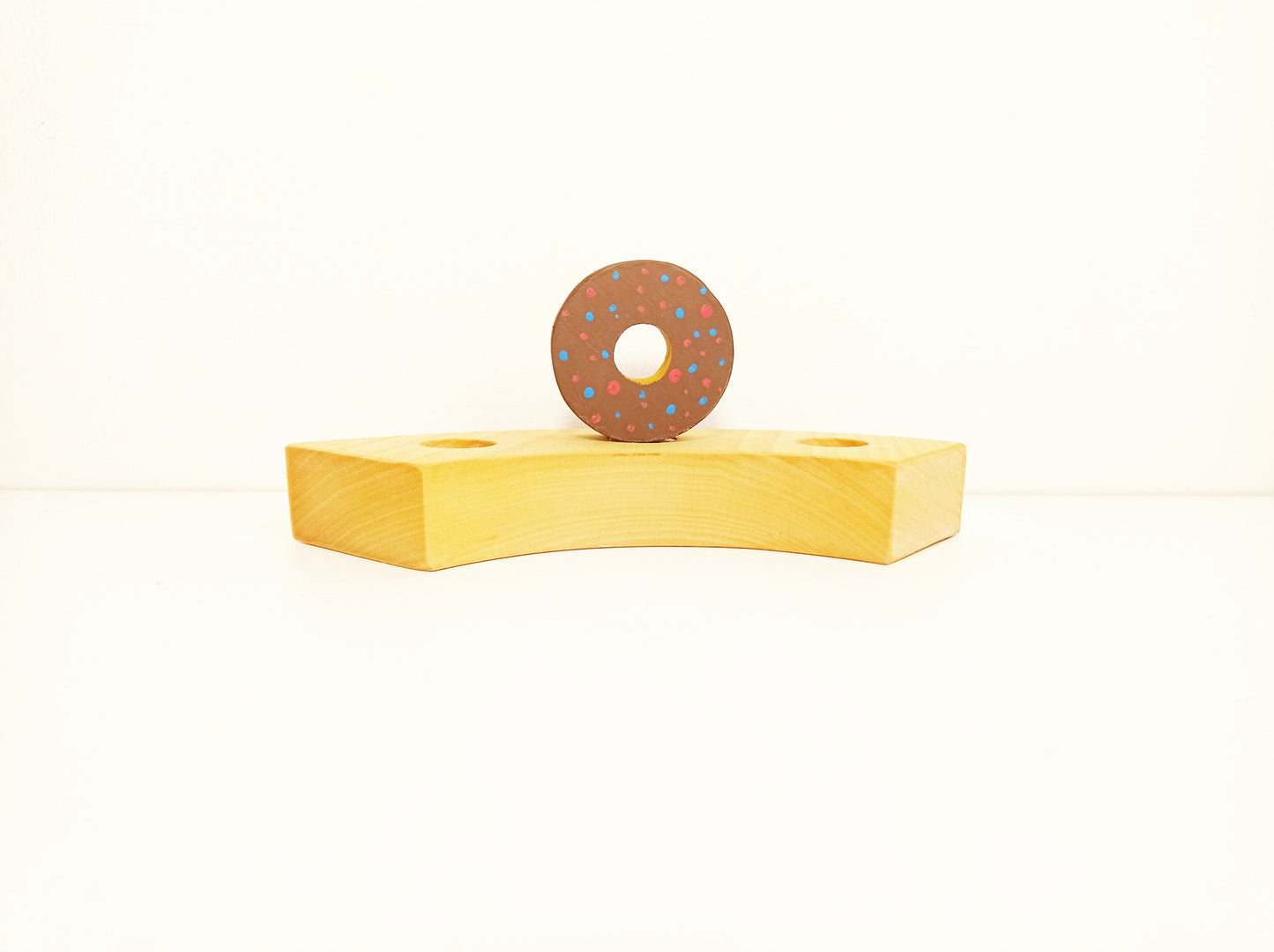Chocholate donut celebration ring ornament, birthday ring ornament, donut waldorf seasonal table decoration, jaar ring, waldorf birthday