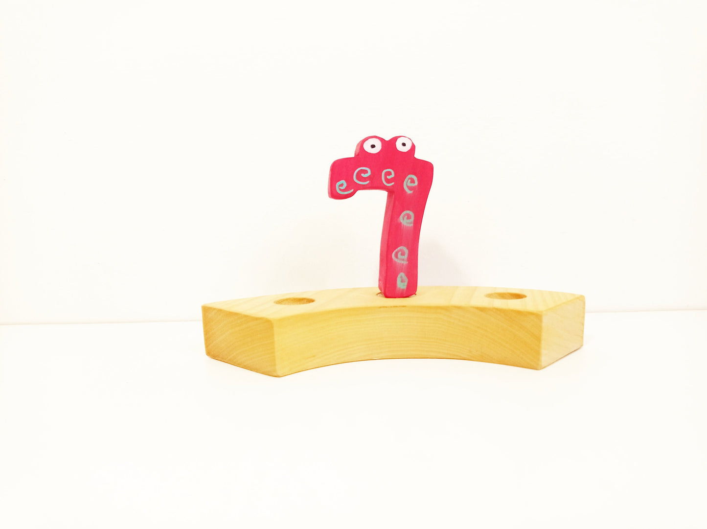 Number seven with eyes celebration birthday ring ornament, waldorf birthday number 7 decoration, seasonal table decor, waldorf birthday