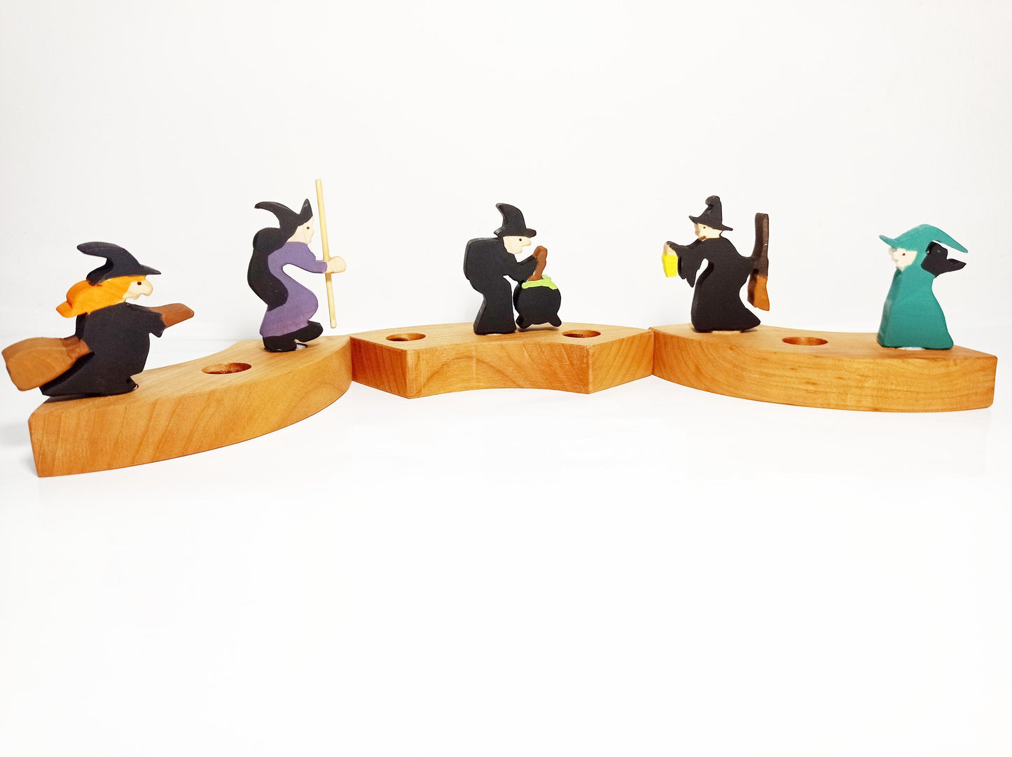 Five witches celebration birthday ring ornament, waldorf halloween celration decoration, seasonal table decor, waldorf inspired traditions