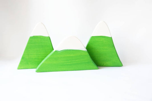 Green mountains wooden toy set, wooden play scene, mountains play set up, open ended waldorf inspired toy set, christmas gift for kids