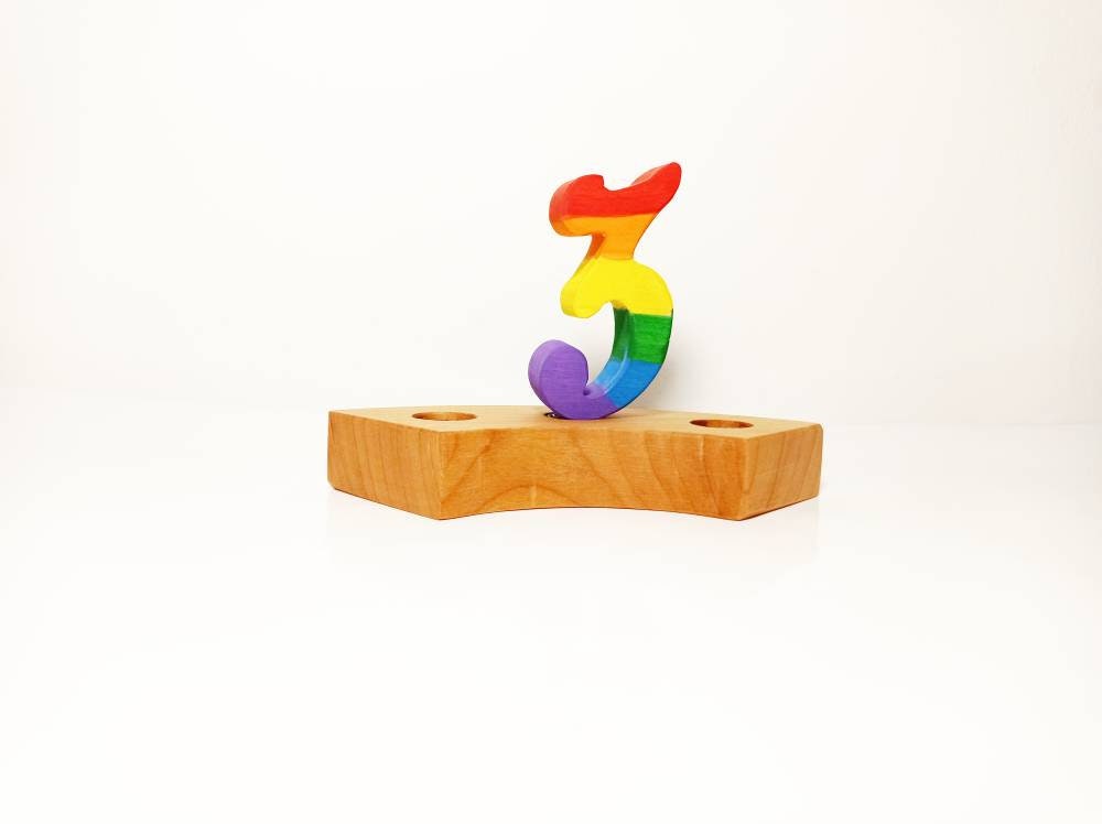 Rainbow number three birthday ring ornament, celebration ring ornament, waldorf wooden birthday ring, rainbow numbers, advent spiral decor