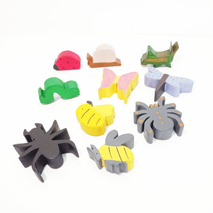 Bugs wooden toy set