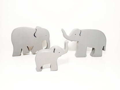 Elephant family wooden toy set, wooden elephant toy, waldorf inspired wooden animlas toy set, gift for kids, nursery play room decoration