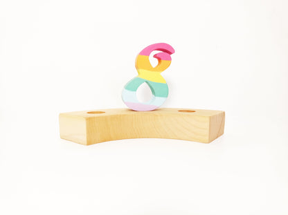 Pastel rainbow number eight celebration ring ornament, waldorf birthday ring wreath decor number 8, seasonal table decoration, jaar ring
