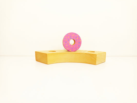 Pink donut celebration ring ornament, birthday ring ornament, donut waldorf seasonal table decoration, jaar ring, waldorf birthday decor