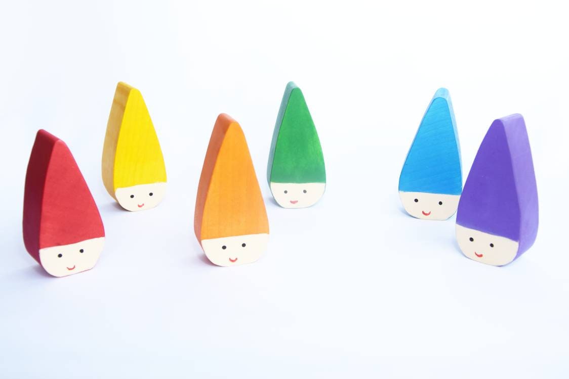 Rainbow gnomes, color sorting toy, loose parts, waldorf toy, wooden gnomes, rainbow wooden toy, gift for kids, stocking filler