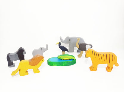 Exotic safari animals with lake wooden toy play set