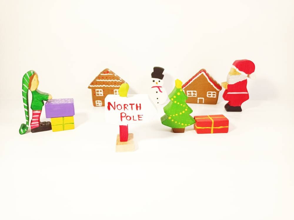Santa village wooden toy set, santa wooden toy set, waldorf wooden toy set, waldorf santa, santa with gifts toy set, open ended play toy set